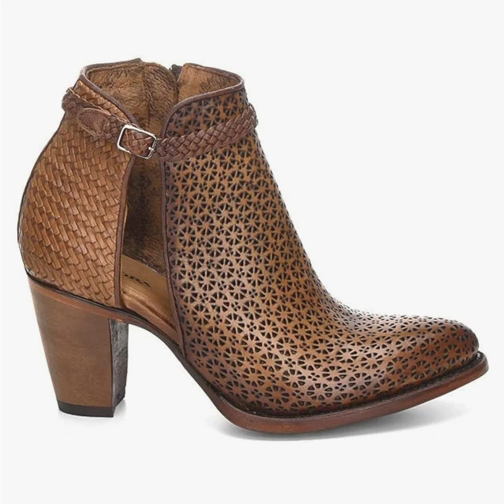 NIB Cuadra Genuine Leather Bootie Brown Size 9